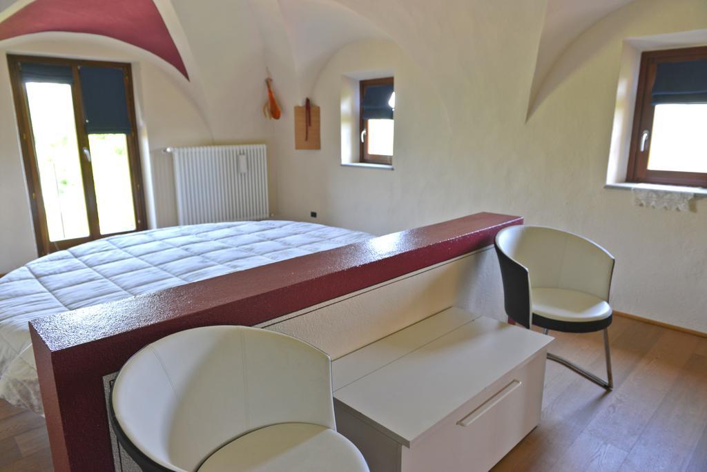 Casa Vacanze Il Brichet Mondovì Zimmer foto